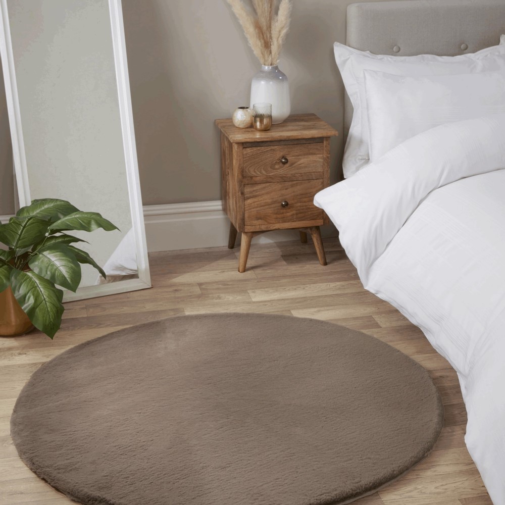 Luxe Faux Fur Modern Plain Circle Rug in Beige